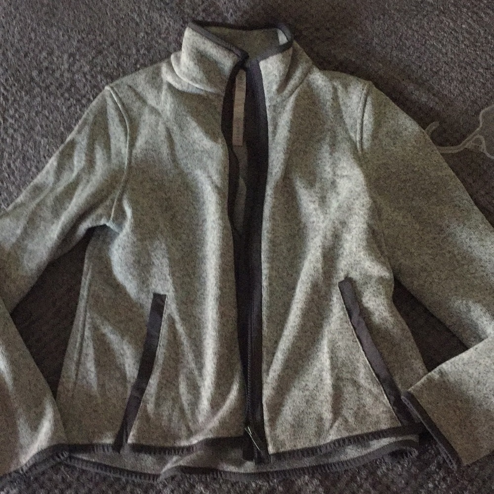 Lululemon size 10 jacket
