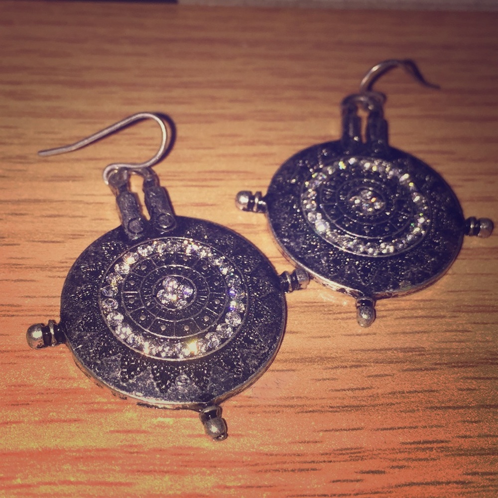 Silver, Diamond and black earrings