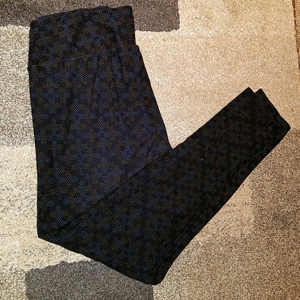 ❤❤SALE!!! LULAROE TC LEGGINGS❤❤