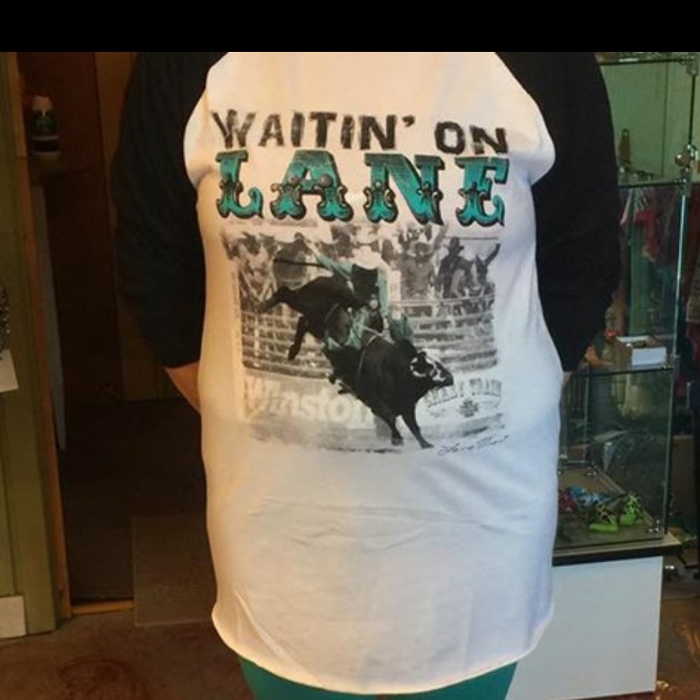 Waiting on Lane raglan