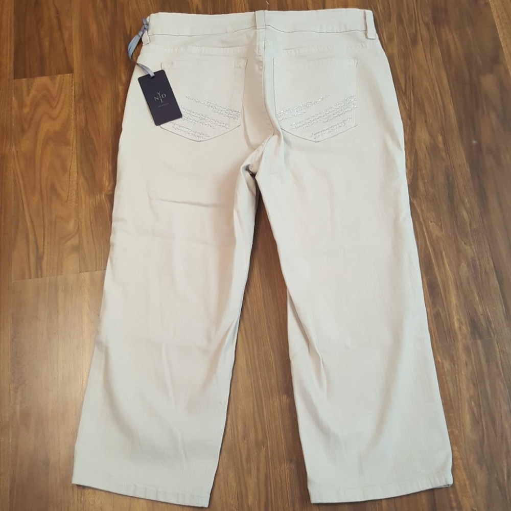 Not Your Daughter's Jeans Ariel Crop