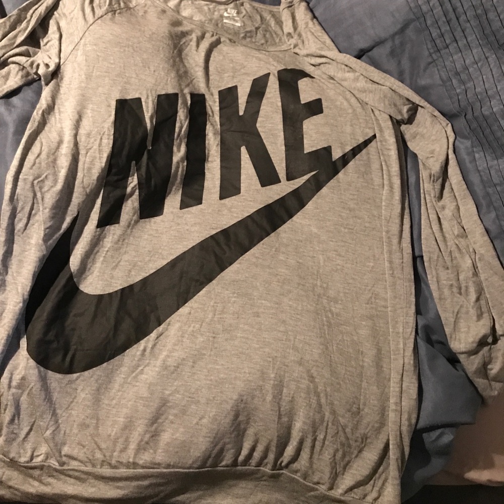 Nike long sleeve grey shirt