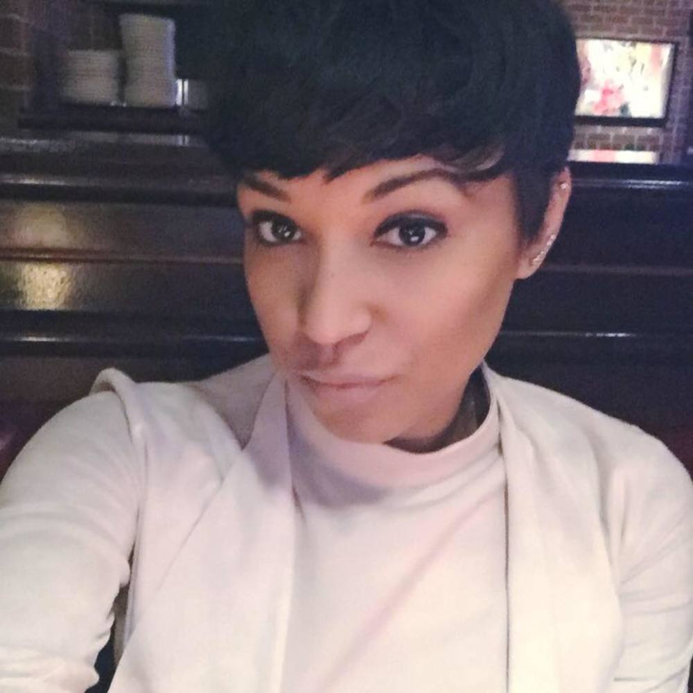 Meet your Posher, Alicia