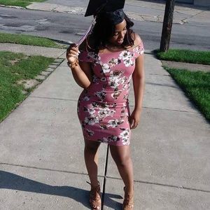 Meet your Posher, Quantia