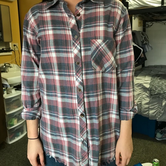 Flannel with the back cut out - Picture 1 of 3