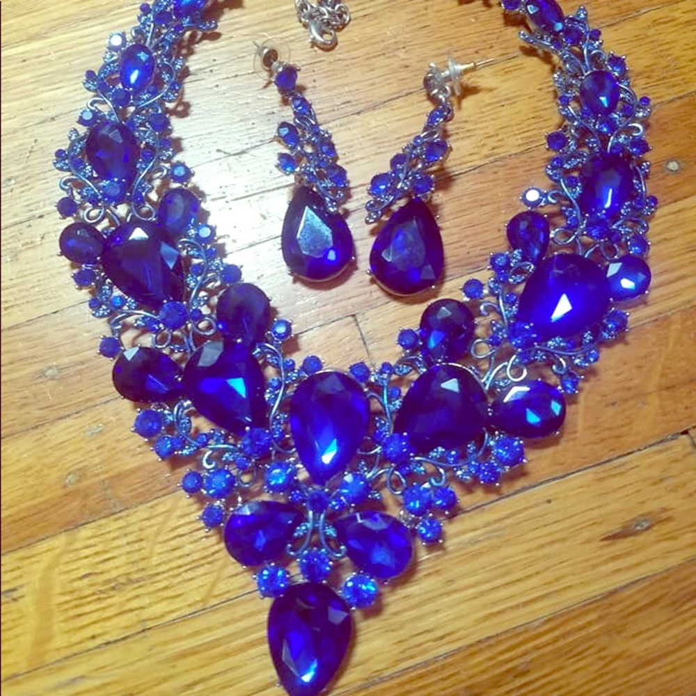 Pageant blue jeweled necklace & matching earrings