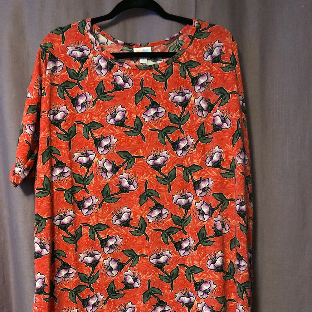 BNWT Lularoe Irma