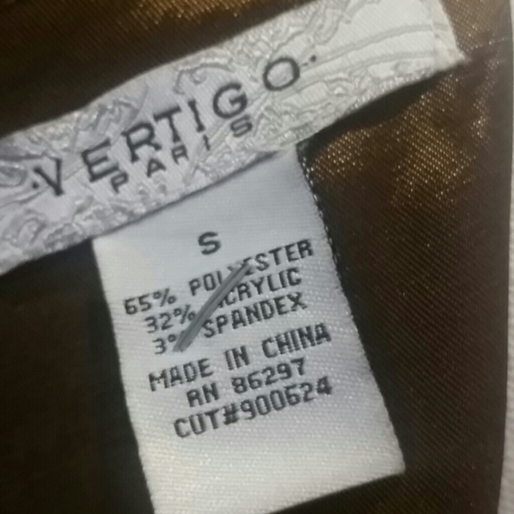 Vertigo  Paris dress, flattering. - Picture 5 of 5