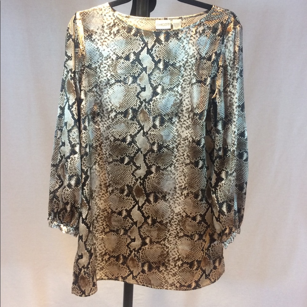 {Chico’s} Size 1 Snakeprint tunic