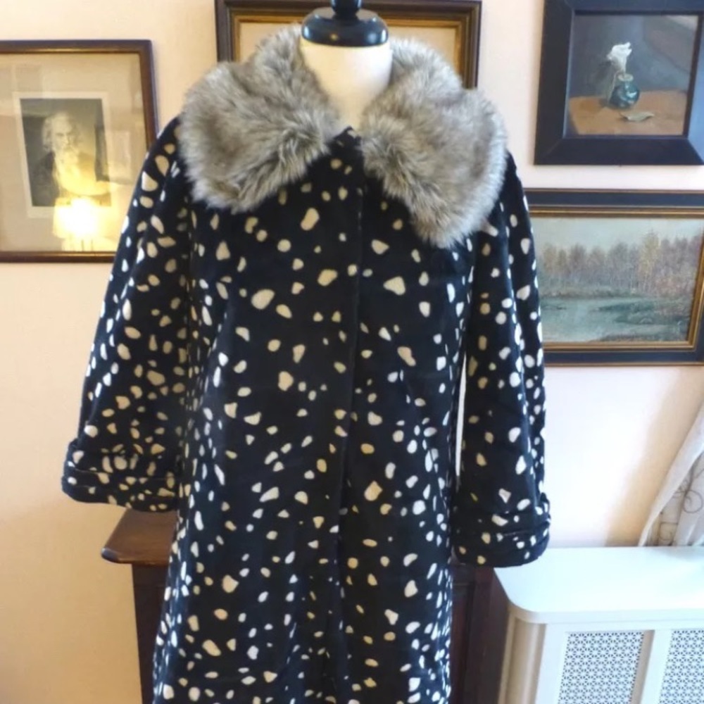 Anthropologie Elevenses Coat Faux Fur -Size 6