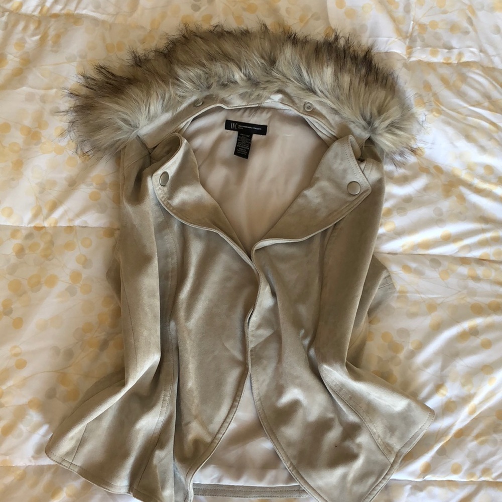 Detachable Furry Hood Suede Vest