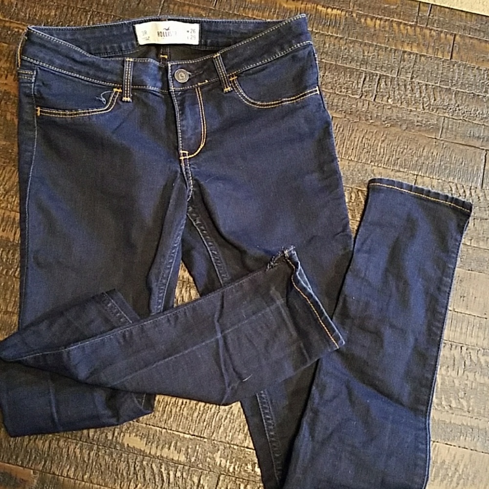 Hollister skinny jeans