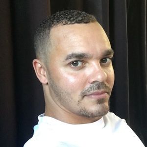 Meet your Posher, Joshua