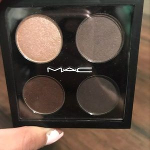 Mac x4 eyeshadow palette