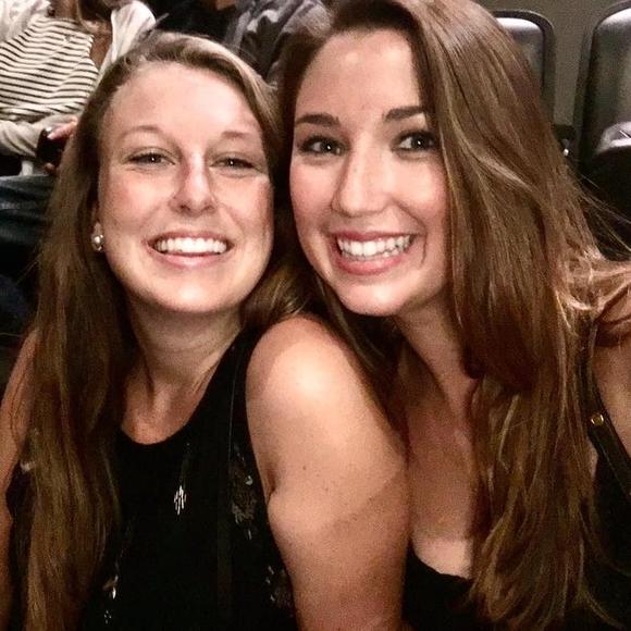 Meet your Posher, Veronica - Picture 1 of 1