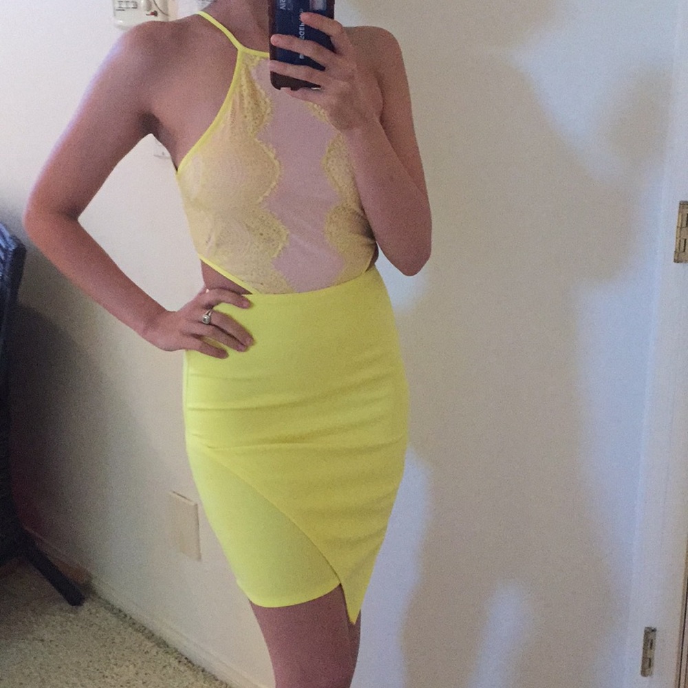 Lace yellow mini dress