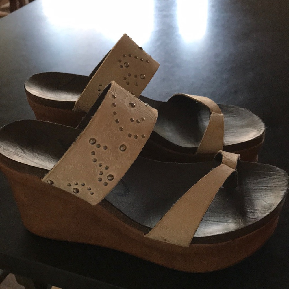 OTBT shoes