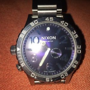 Silver Nixon 51-30