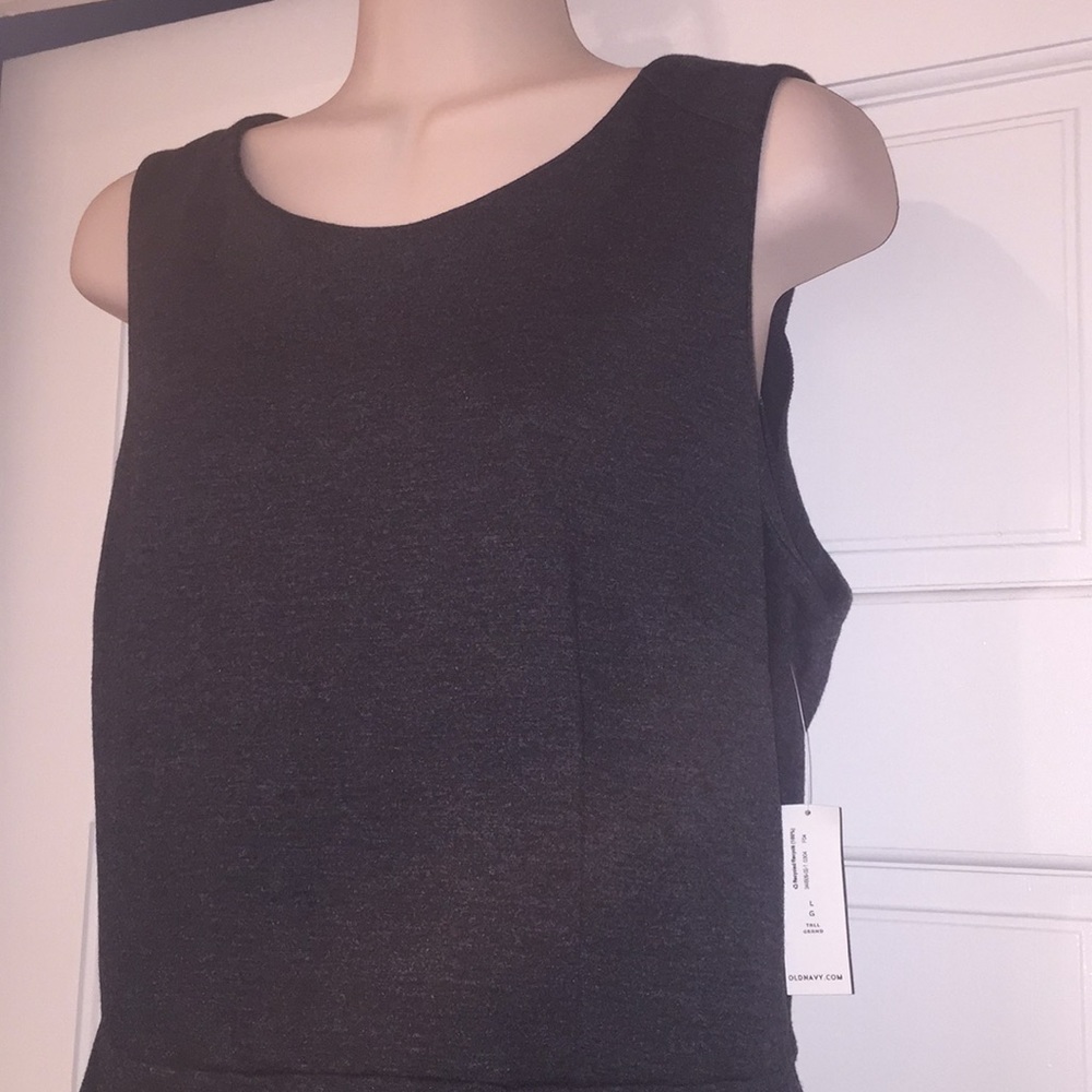 NWT Cute Gray Old Navy dress!
