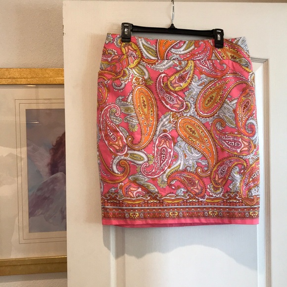 Lovely Charter Club, Coral Paisley Print Skirt - Picture 1 of 4