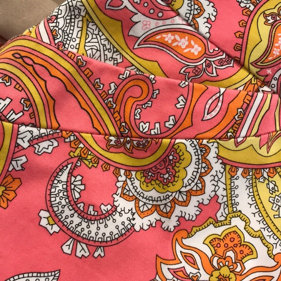 Lovely Charter Club, Coral Paisley Print Skirt - Picture 4 of 4