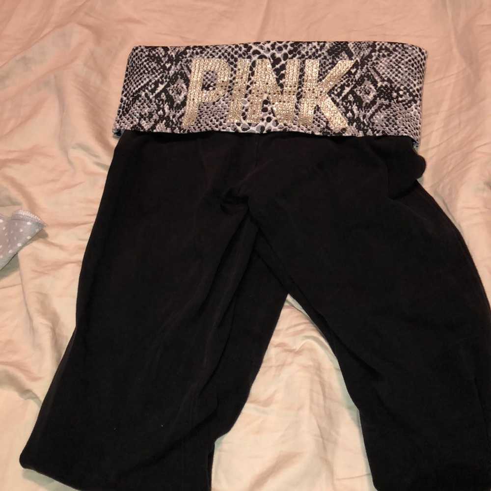 Victoria’s Secret yoga pants