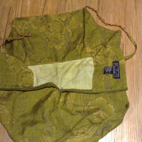 Young for Life dress - Picture 5 of 5