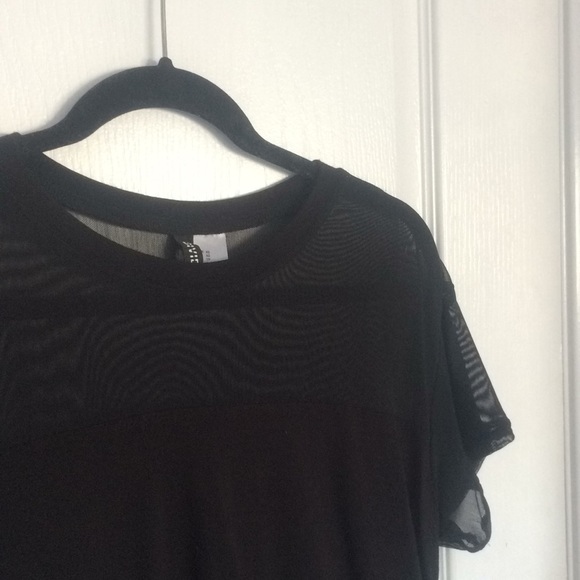 mesh panel black tee - Picture 2 of 2