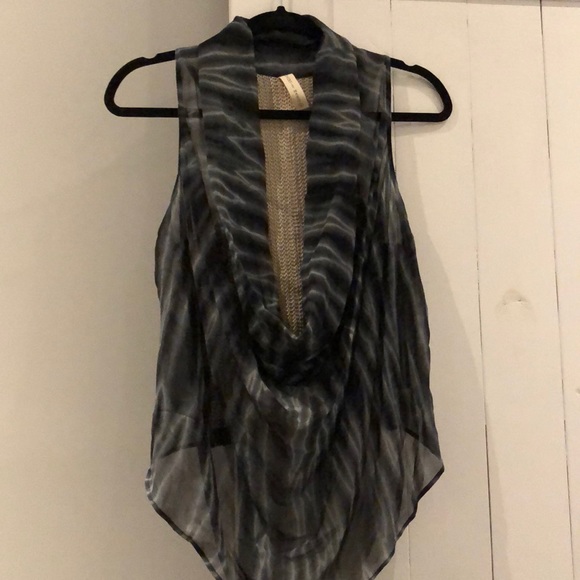 Maggie Ward silk tank with linen back - Picture 7 of 8