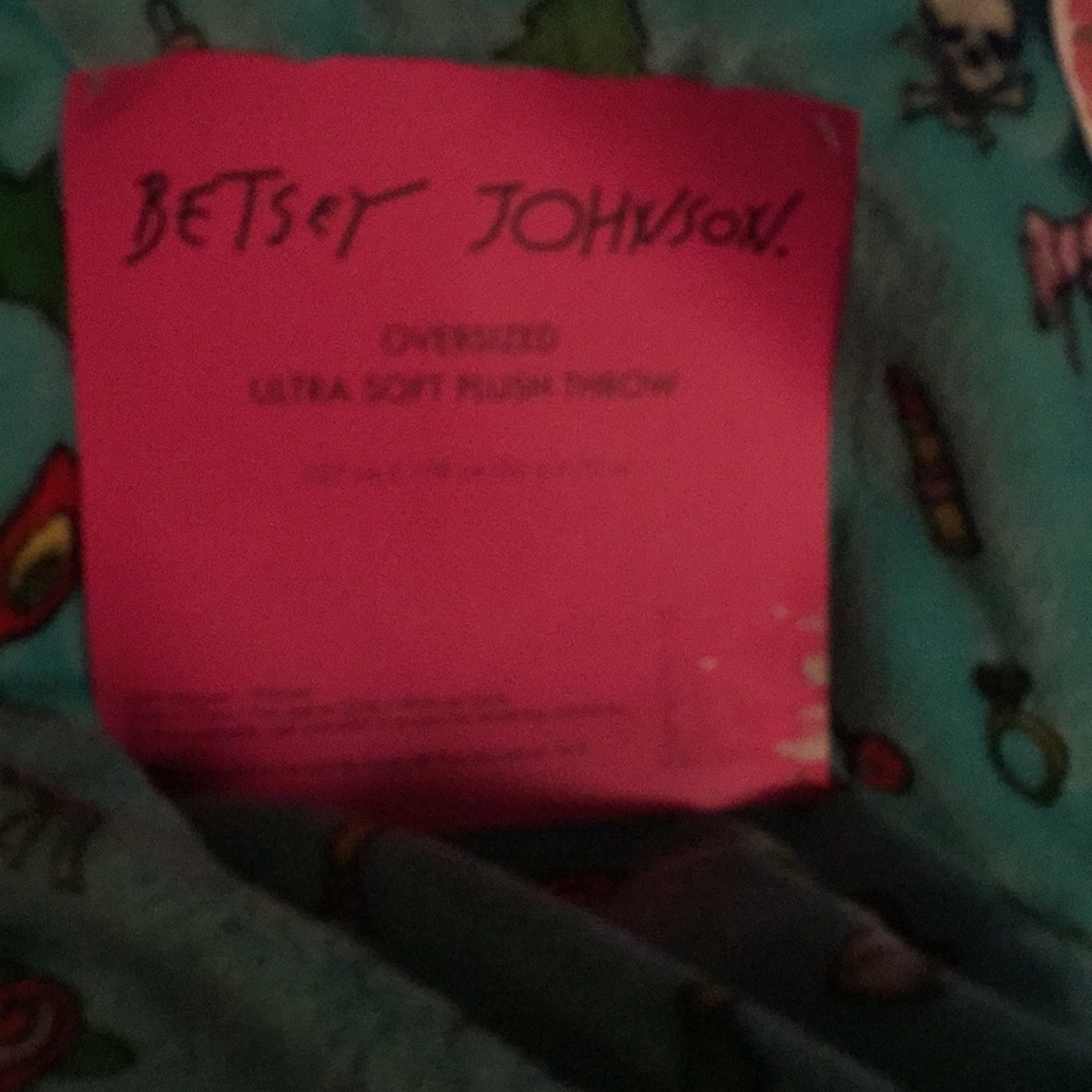 ❤️❤️❤️Betsey Johnson Blanket ❤️❤️❤️