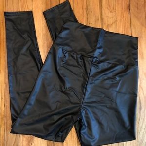 Faux Leather Leggins