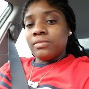 Meet your Posher, Evelina