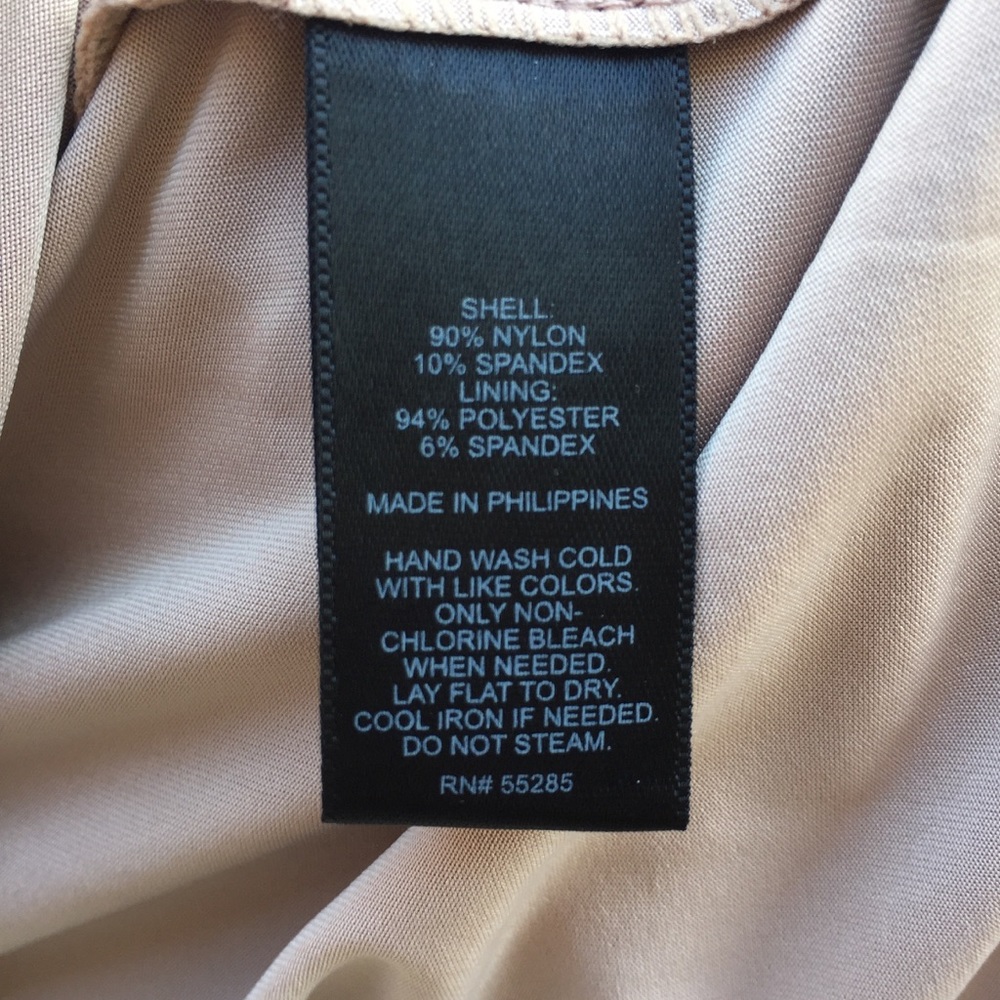 NWT Express Nude Lace Dress - Picture 5 of 7
