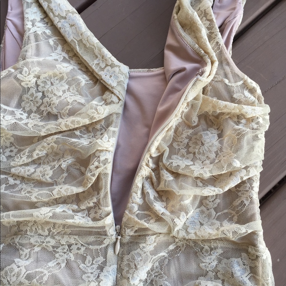 NWT Express Nude Lace Dress - Picture 6 of 7