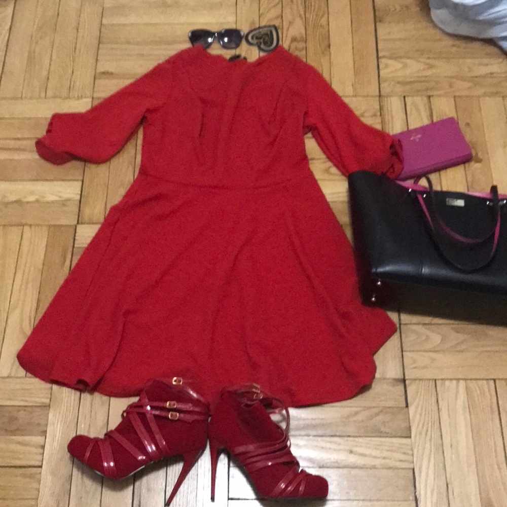 Elegant red skater dress with gold details NWT