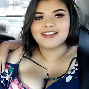 Meet your Posher, Daniela