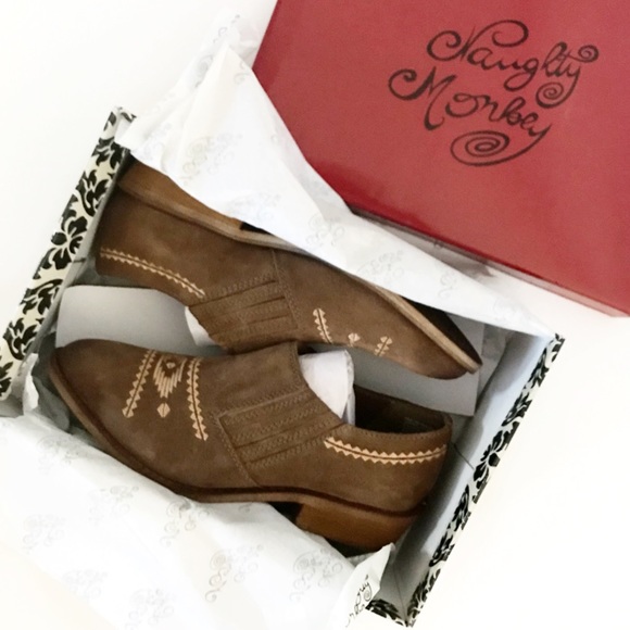 Naughty Monkey Taupe Suede Booties- New in Box - Picture 5 of 5