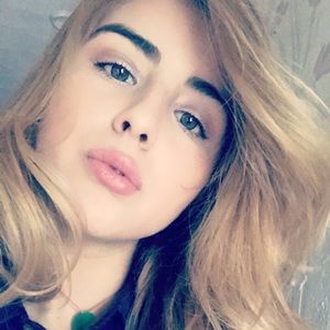 Meet your Posher, Edith