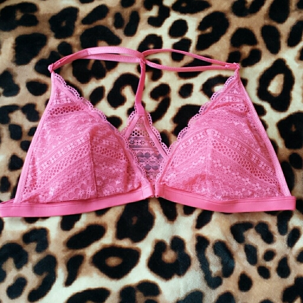 NWOT Triangle Back Bralette