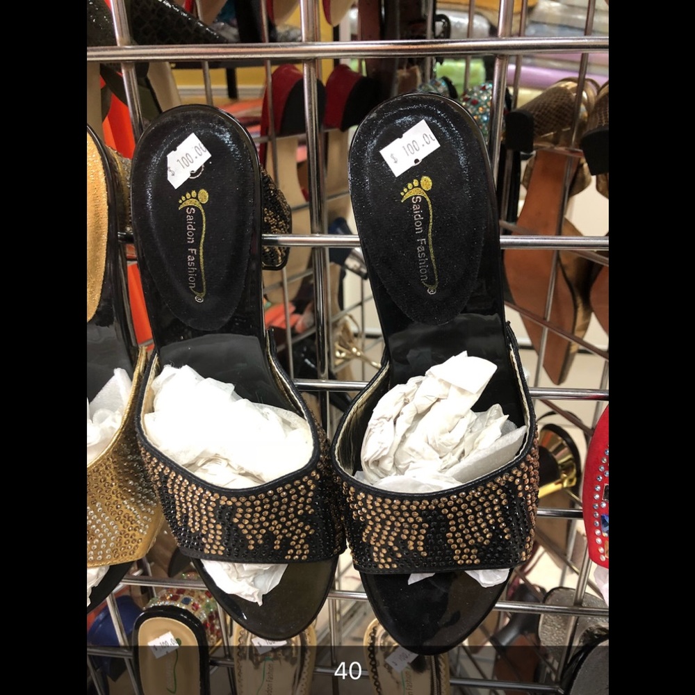 Women’s shoes