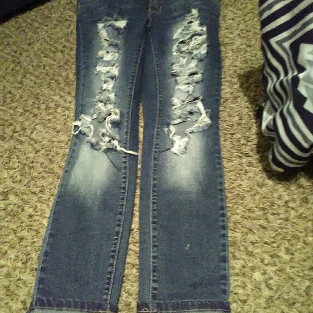 YMI jeans size 7. Sold