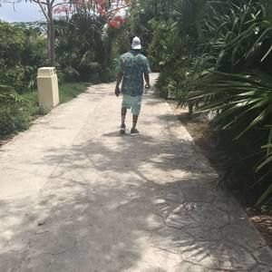 Meet your Posher, Ray ray