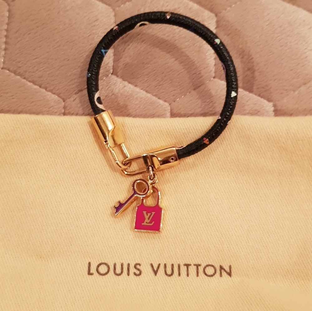 🚫SOLD🚫Authentic Louis vuitton luck it bracelet