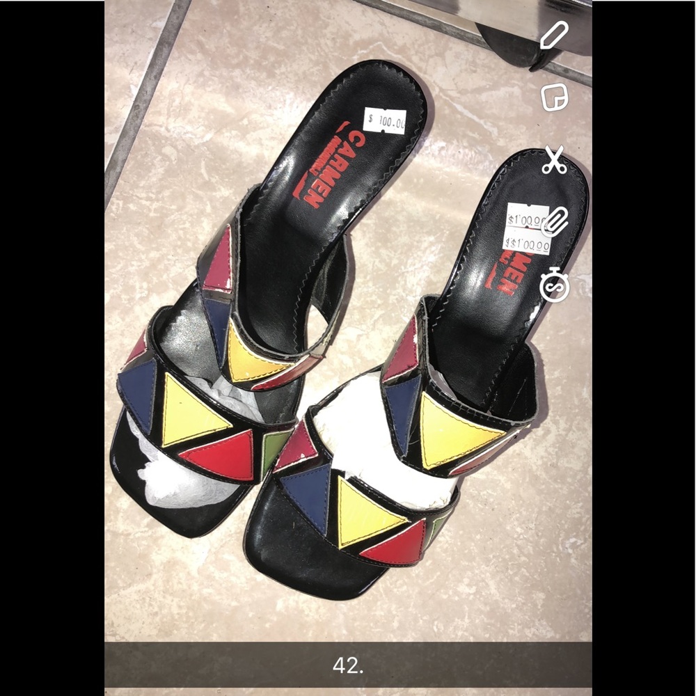 Women’s shoes