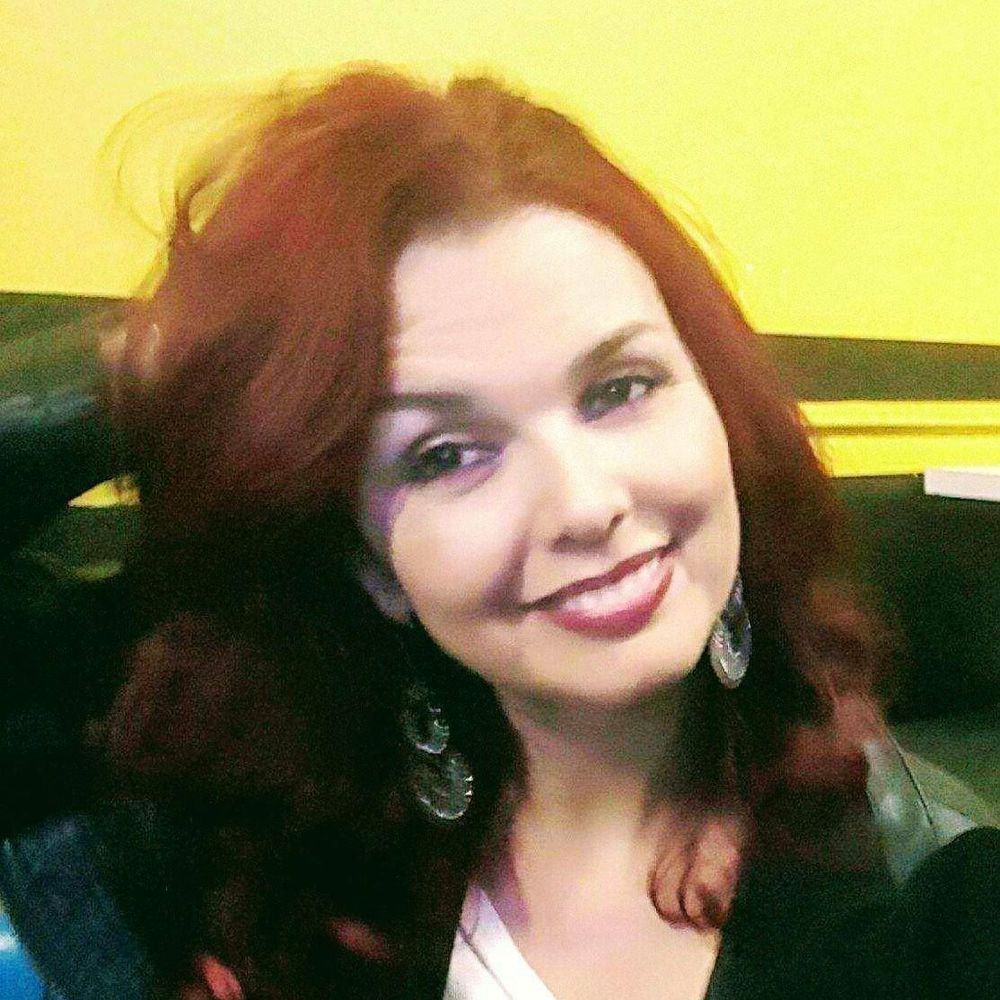 Meet your Posher, Cynthia