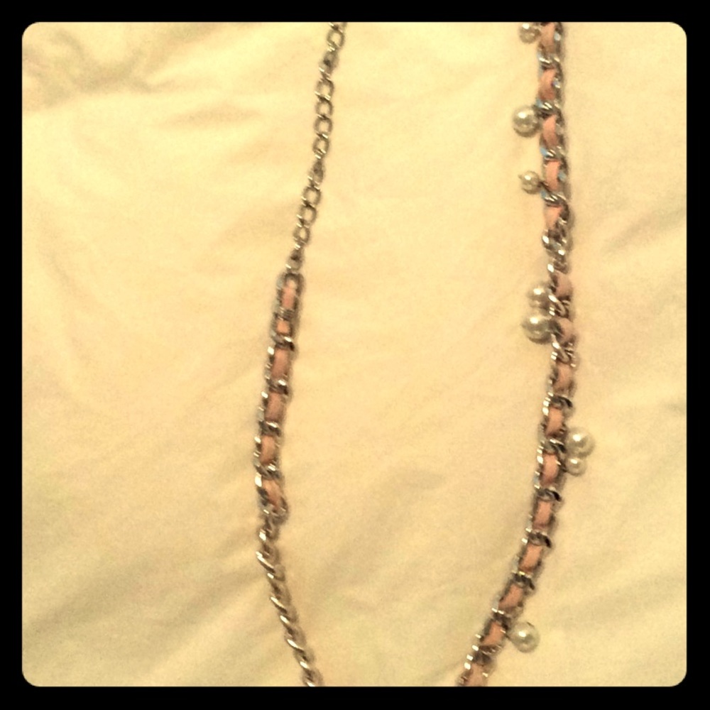 Chain and pearls belt