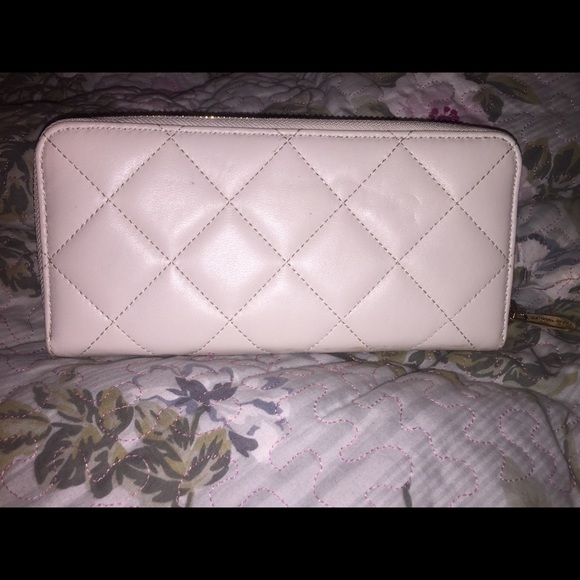 MICHAEL KORS Hamilton Quilt Leather Wallet - Picture 2 of 4