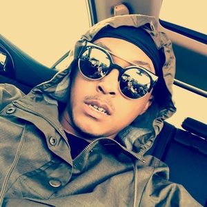 Meet your Posher, Devaughn