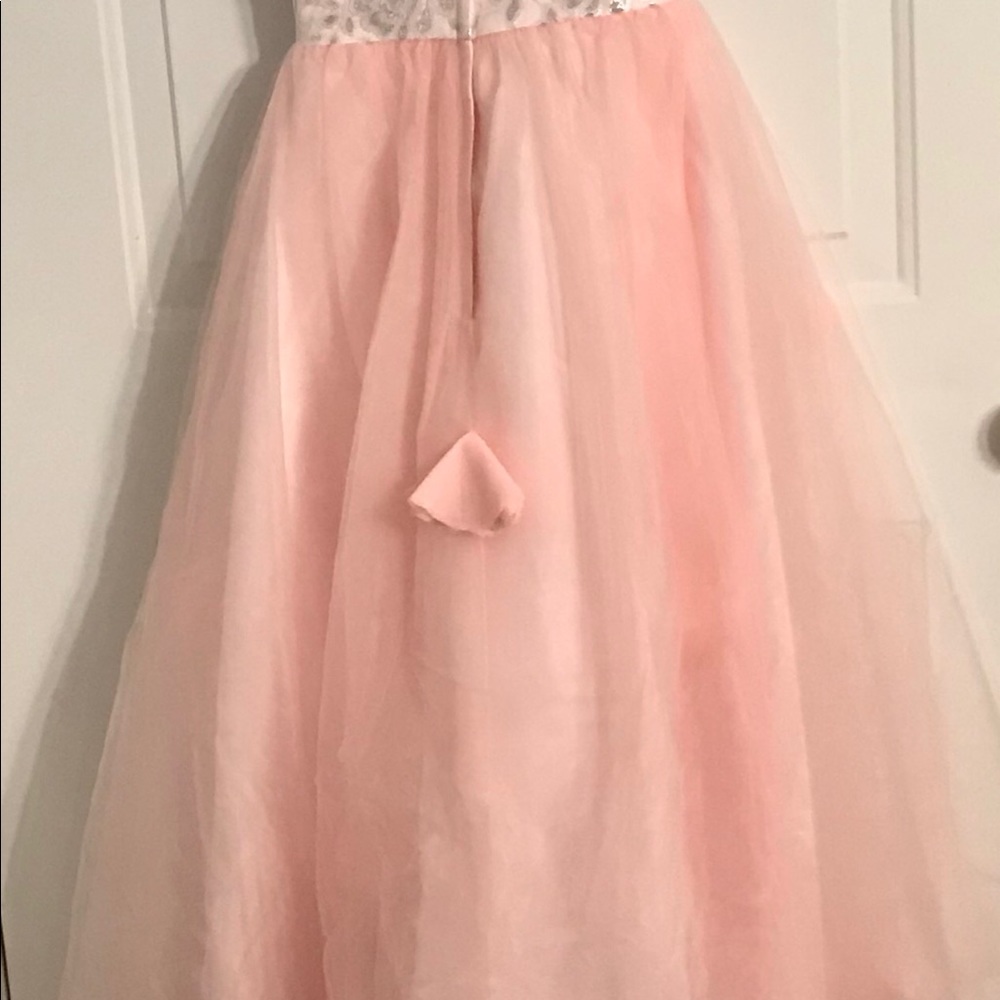 BNWT GORGEOUS PINK/GREY FLOWERGIRL DRESS ๐ - Picture 4 of 5