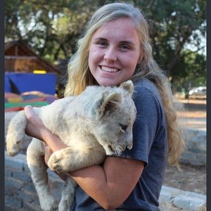 Meet your Posher, Haley